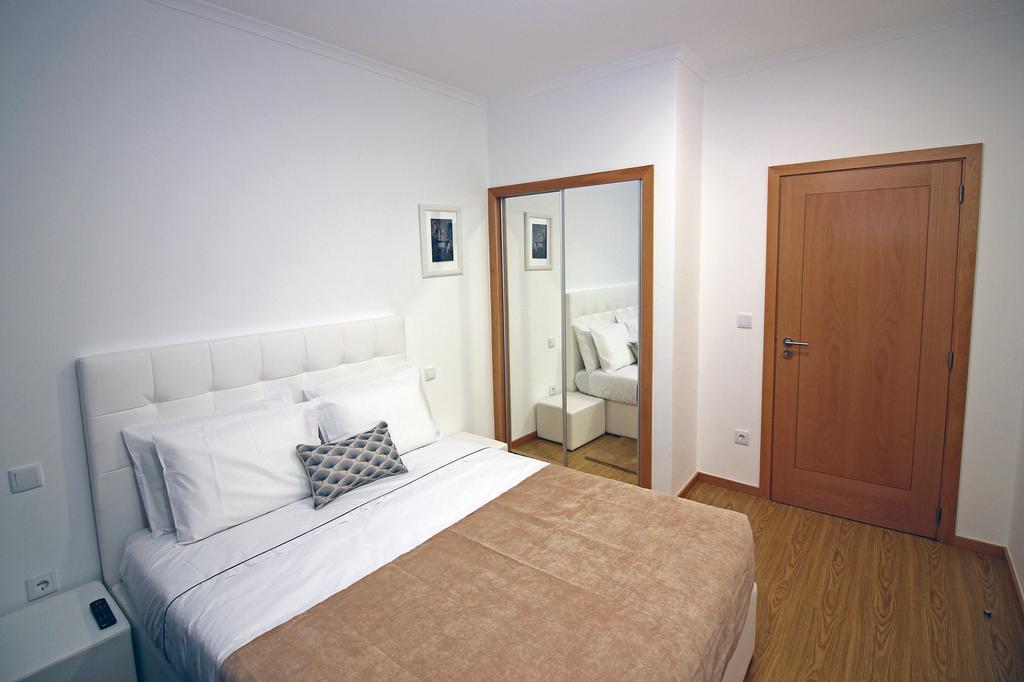Geresiana Apartamentos Εξωτερικό φωτογραφία