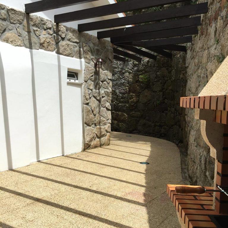 Geresiana Apartamentos Εξωτερικό φωτογραφία